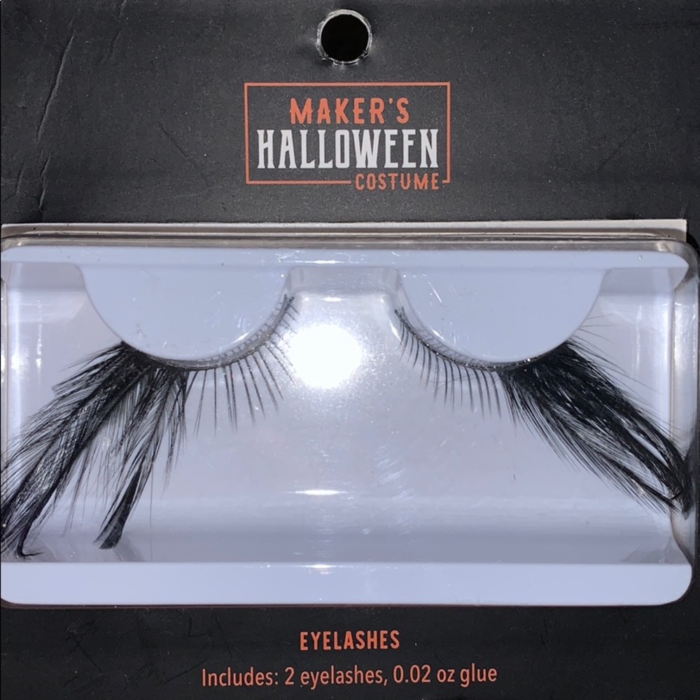 Costume Lashes- FREE with purchase